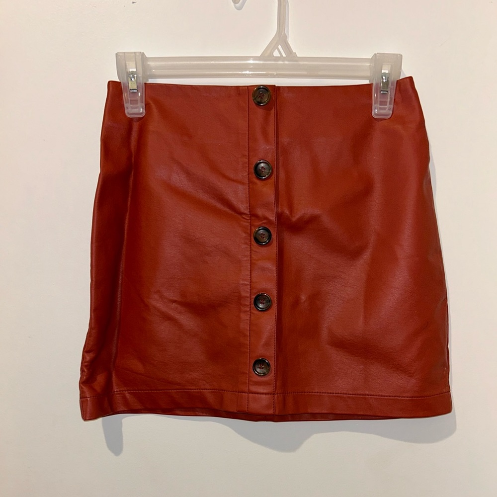 Brick orange fake leather skirt